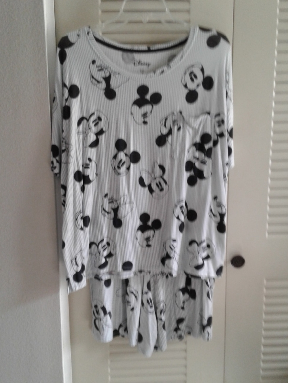 Disney Black and White Mickey Print Ribbed Lounge Set